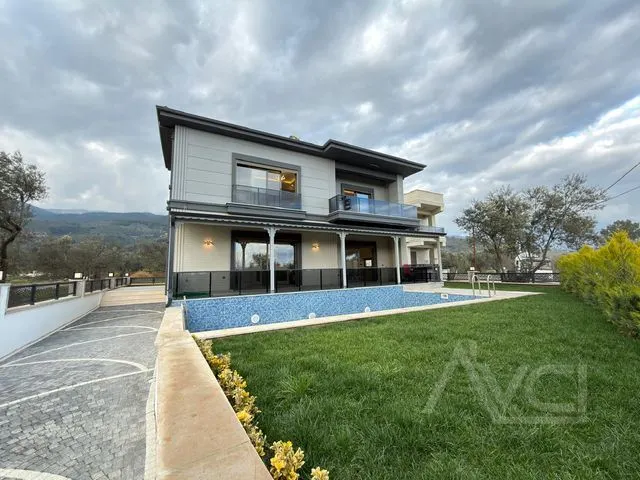 AVCI’DAN 400M2 ARSA GİRİŞ ODA AYRI MUTFAK HAVUZLU 100M2 TABANLI