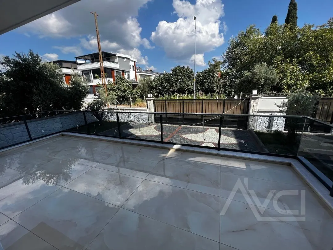 AVCI’DAN GÜRE’DE 4+1 TERASLI VİLLA