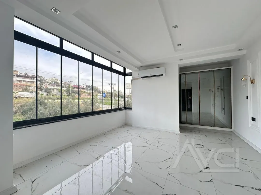 AVCI’DAN AVCILAR’DA DENİZE 50 MT DENİZ MANZARALI VİLLA