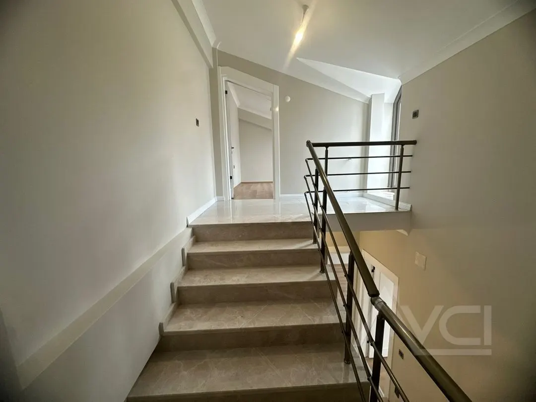 AVCI’DAN GÜRE’DE DAİRE FİYATINA SIFIR TERASLI 3+1 VİLLA