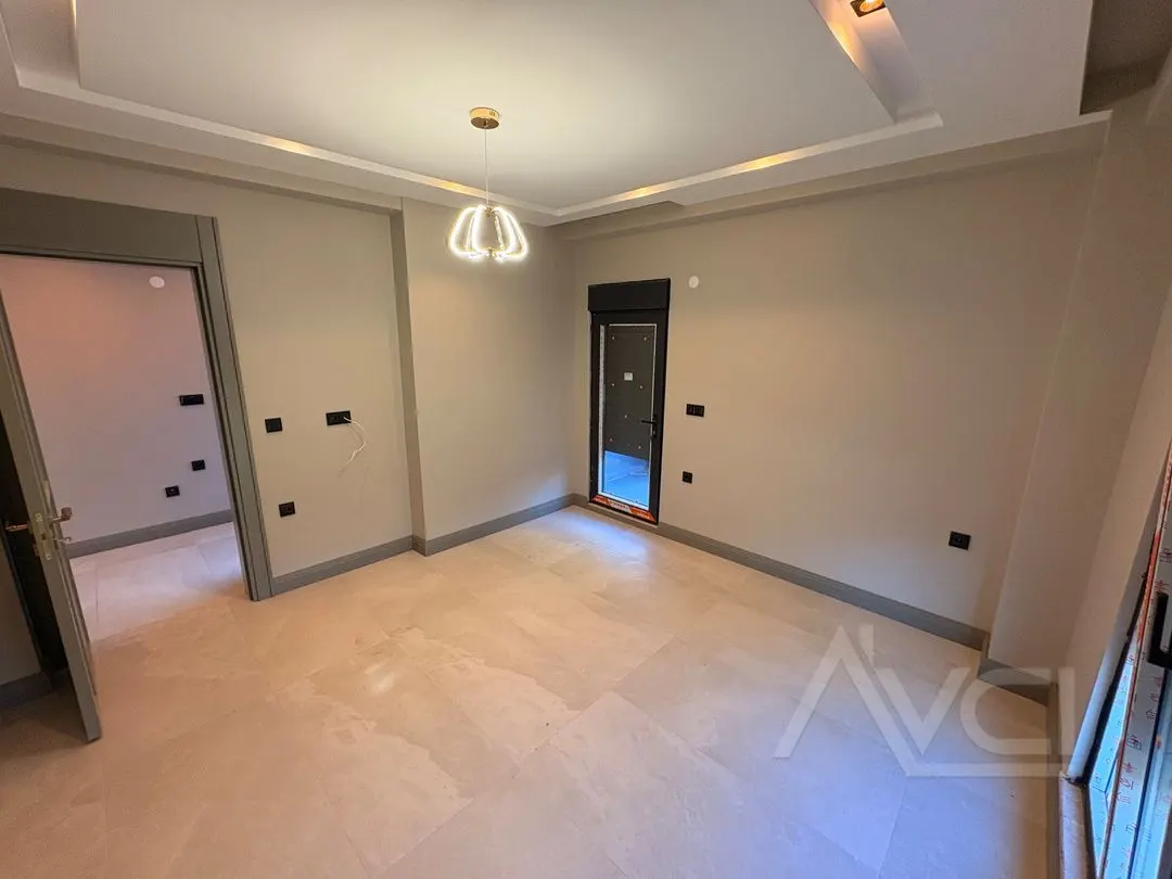 AVCI’DAN AVCILAR’DA 600M2 4+1 MÜSTAKİL HAVUZLU LÜKS VİLLA