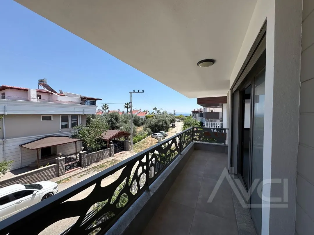 AVCI’DAN NARLI ALTINDA 5+1 DENİZE 100MT İKİZ VİLLA
