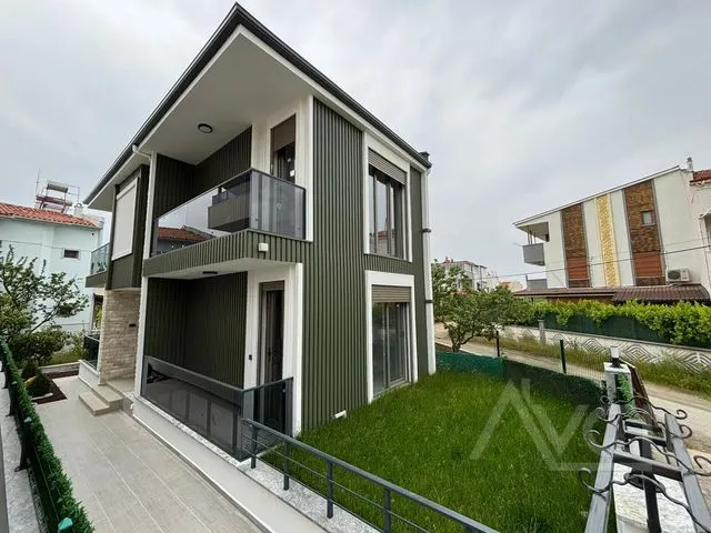 AVCI’DAN TAHTAKUŞLAR’DA DENİZE 50 MT TEK MÜSTAKİL GİRİŞTE ODALI