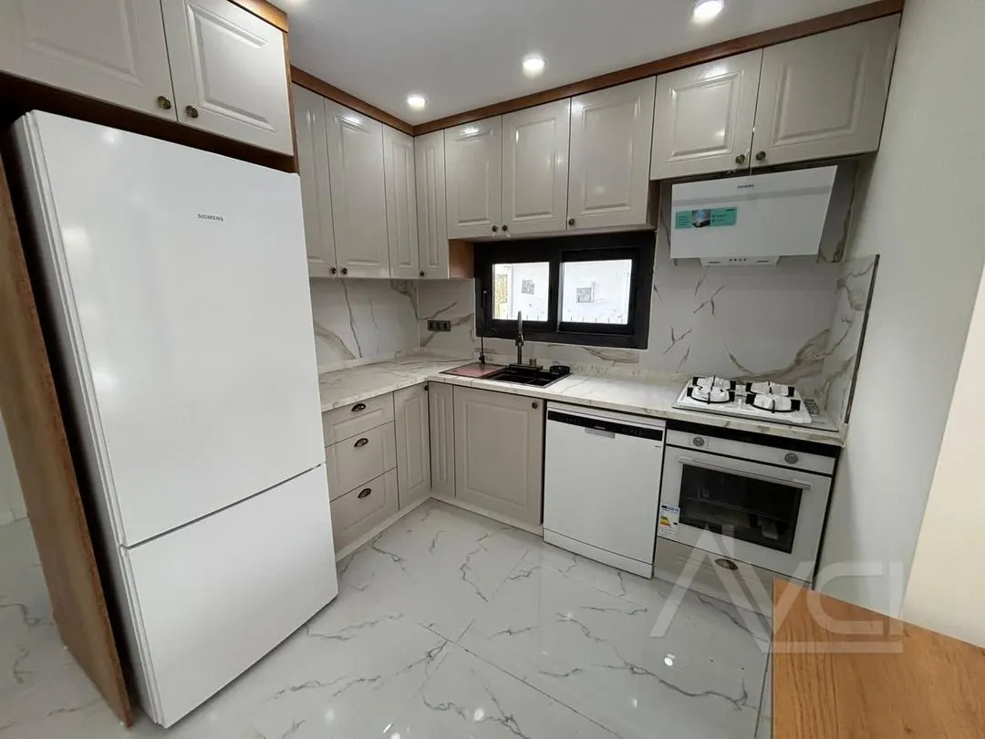 GÜRE DENİZE 30MT DENİZE 2. SIRADA SIFIR 4+1 VİLLA