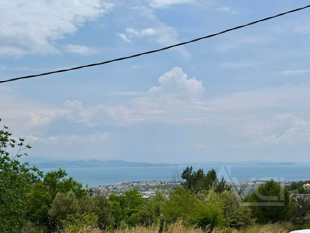 AVCI’DAN ÇAMLIBELDE 5+1 ISI POMPALI DENİZ MANZARALI VİLLA