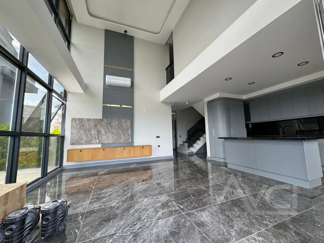 AVCI’DAN 4+1 GİRİŞ ODA HAVUZ GÜVENLİK DENİZ MANZARALI LOFT VİLLA