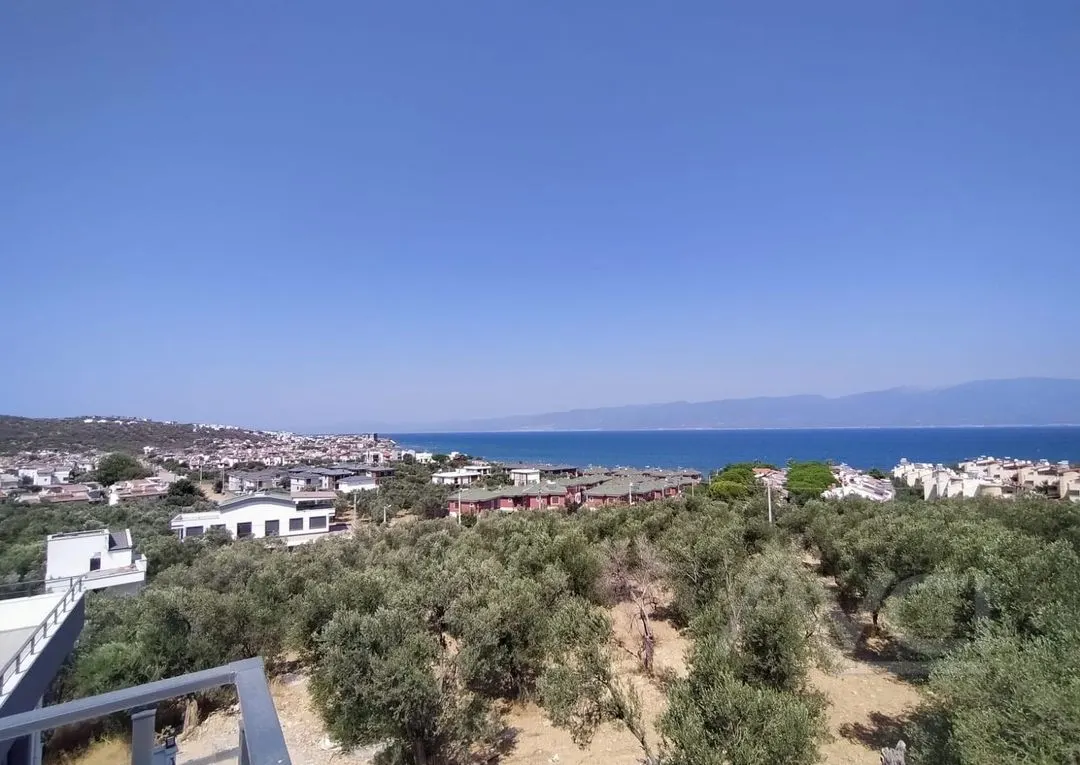 AVCI’DAN TAM MÜSTAKİL DENİZ MANZARALI 275M2 ARSALI VİLLA