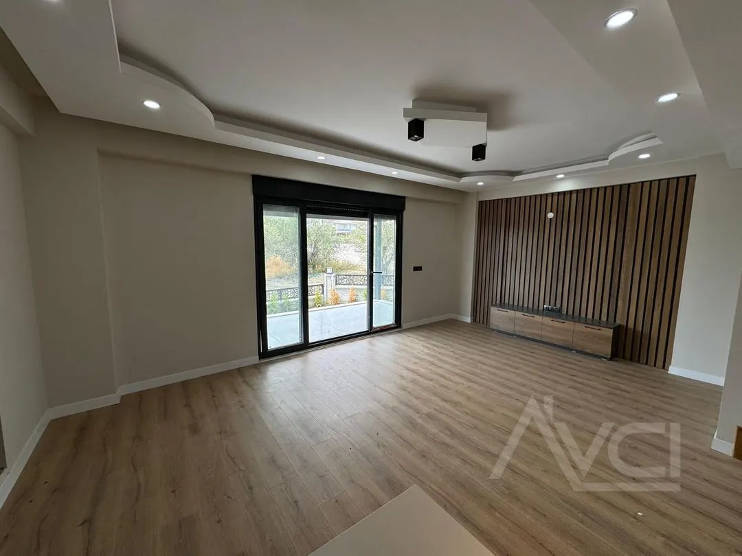 AVCI’DAN 300M2 ARSA İÇİNDE GİRİŞTE ODALI BAĞIMSIZ MÜSTAKİL VİLLA