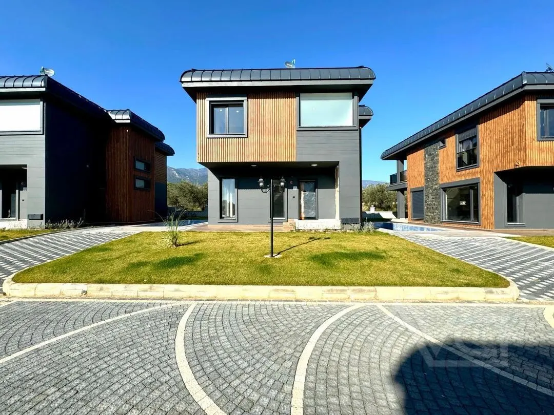 GÜRE OTELLER SOKAĞINDA 3+1 HAVUZLU