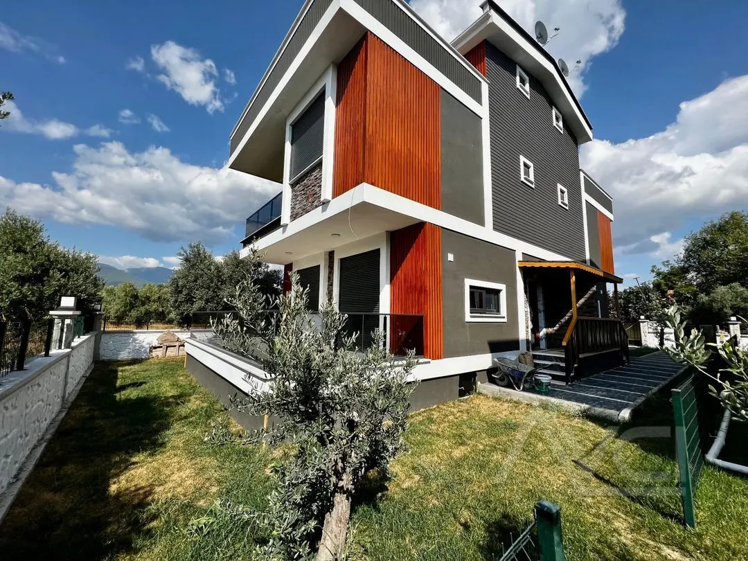 AVCI’DAN GÜRE’DE 4+1 TERASLI VİLLA