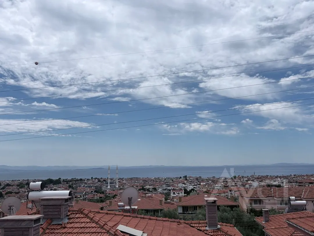 AVCI’DAN ALTINOLUK’TA 5+1 DAĞ VE DENİZ MANZARALI AYRI MUTFAKLI VİLLA