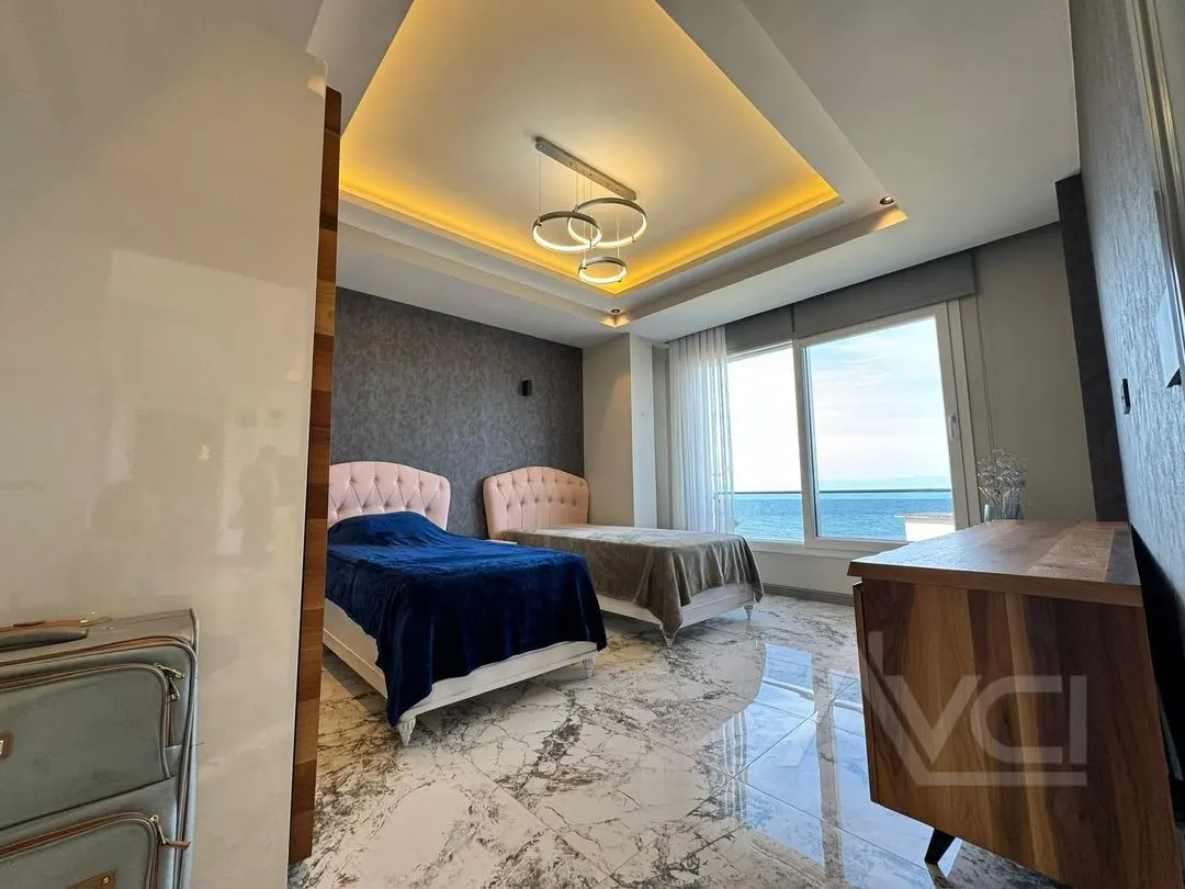 AVCI’DAN 750M2 ARSA İÇİNDE DENİZE SIFIR MALİKANE