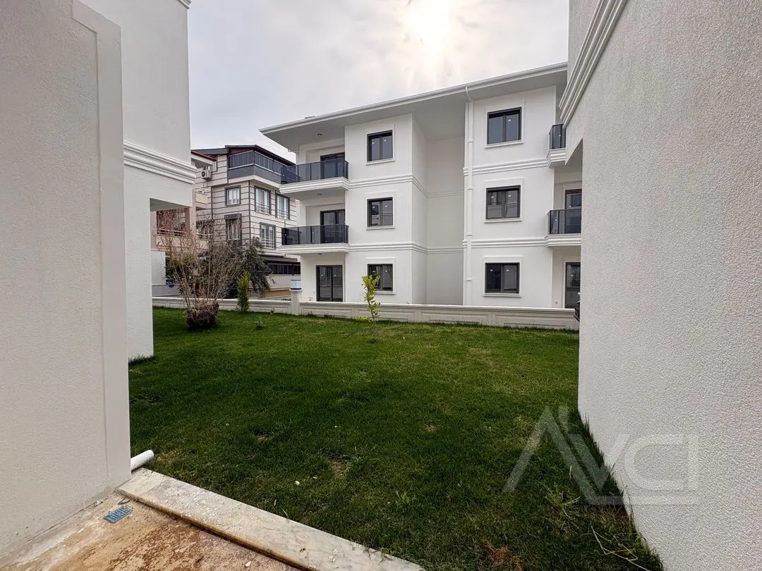 AVCI’DAN KÜÇÜKKUYUDA BAHÇE KULLANIMLI 2+1 AYRI MUTFAKLI DAİRE