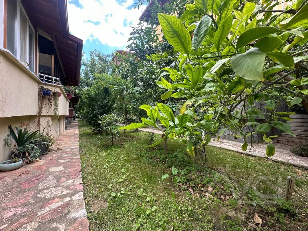 AVCI’DAN DENİZE 300MT HAVUZLU GÜVENLİKLİ GİRİŞTE ODALI 6+1