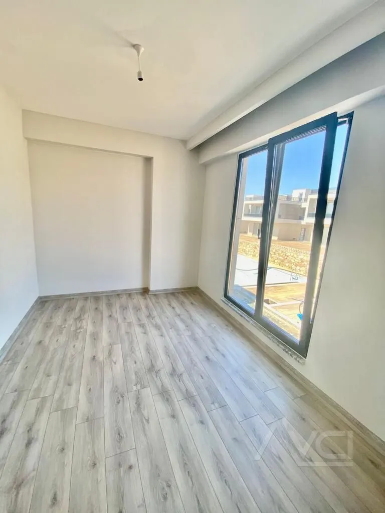AVCI’DAN İNTALAND SEVGİ KÖYÜNE 300MT TAM MÜSTAKİL 2 HAVUZLU SİTE