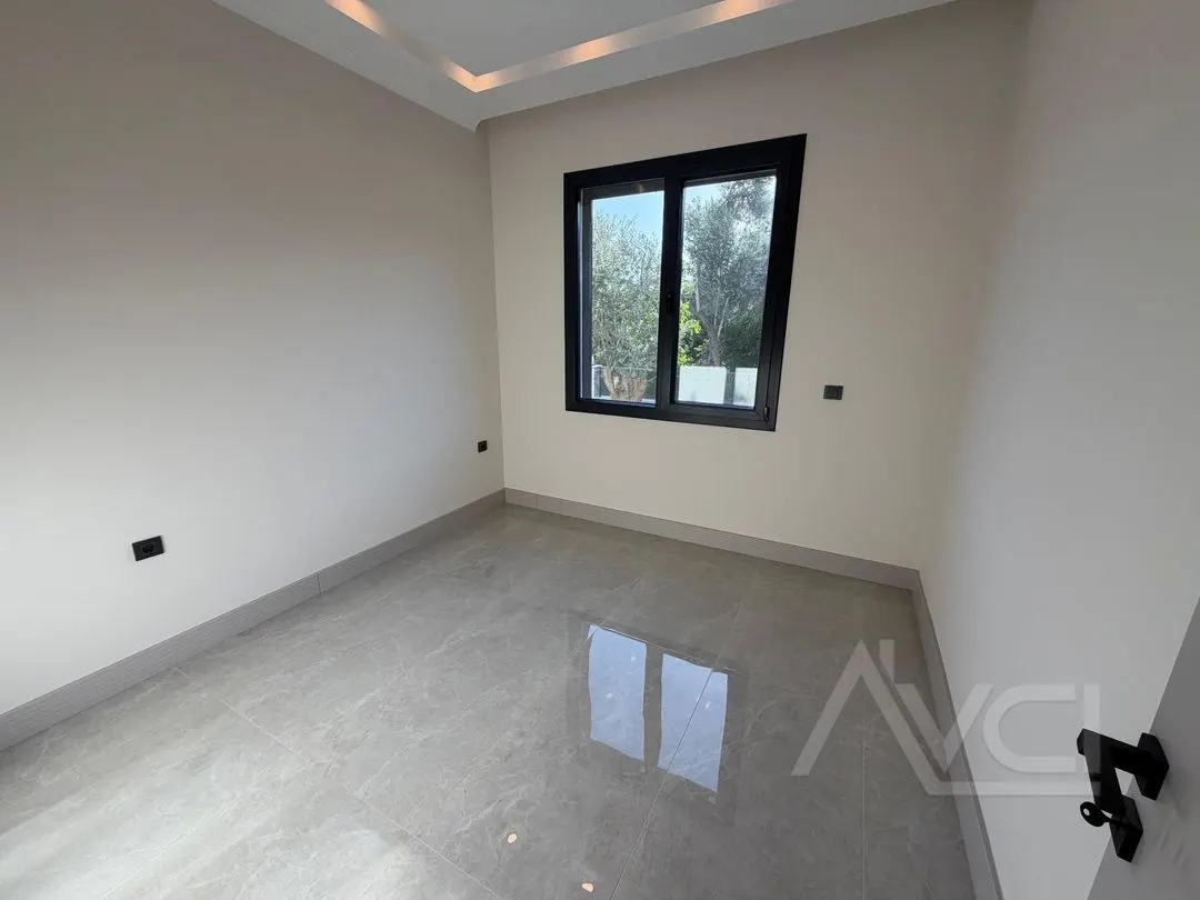 AVCI’DAN 700M2 ARSA İÇİNDE MÜSTAKİL HAVUZLU VİLLA