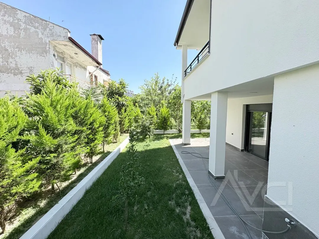 AVCI’DAN DENİZE 10 MT DENİZ MANZARALI 5+1 VİLLA