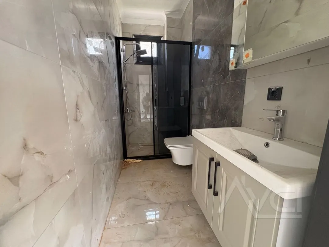 AVCI’DAN 5+1 SAUNALI HAMAMLI SİTE İÇİ ORTAK HAVUZLU OTOPARKLI LÜKS VİLLA