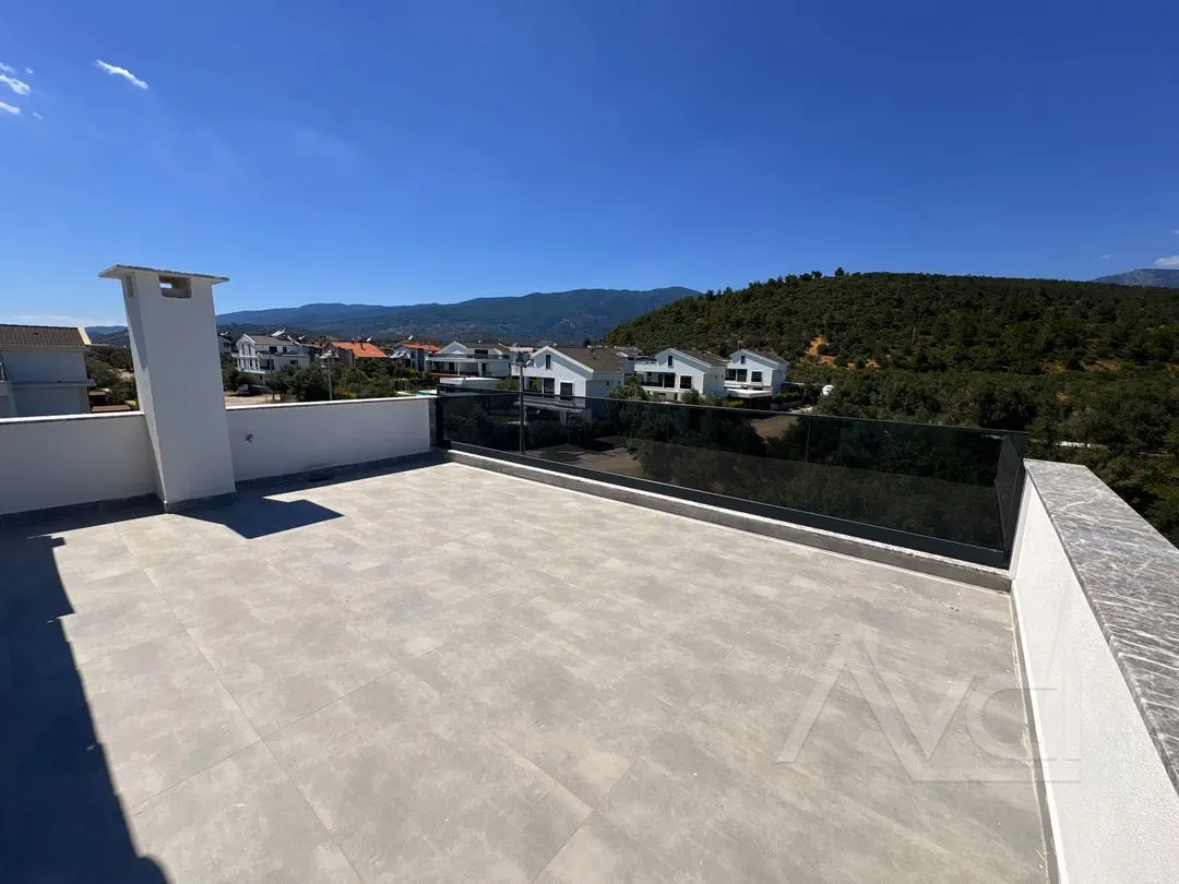 AVCI’DAN GÜREDE MÜSTAKİL 5+2 GİRİŞTE ODALI 300M2 OTURUMLU VİLLA