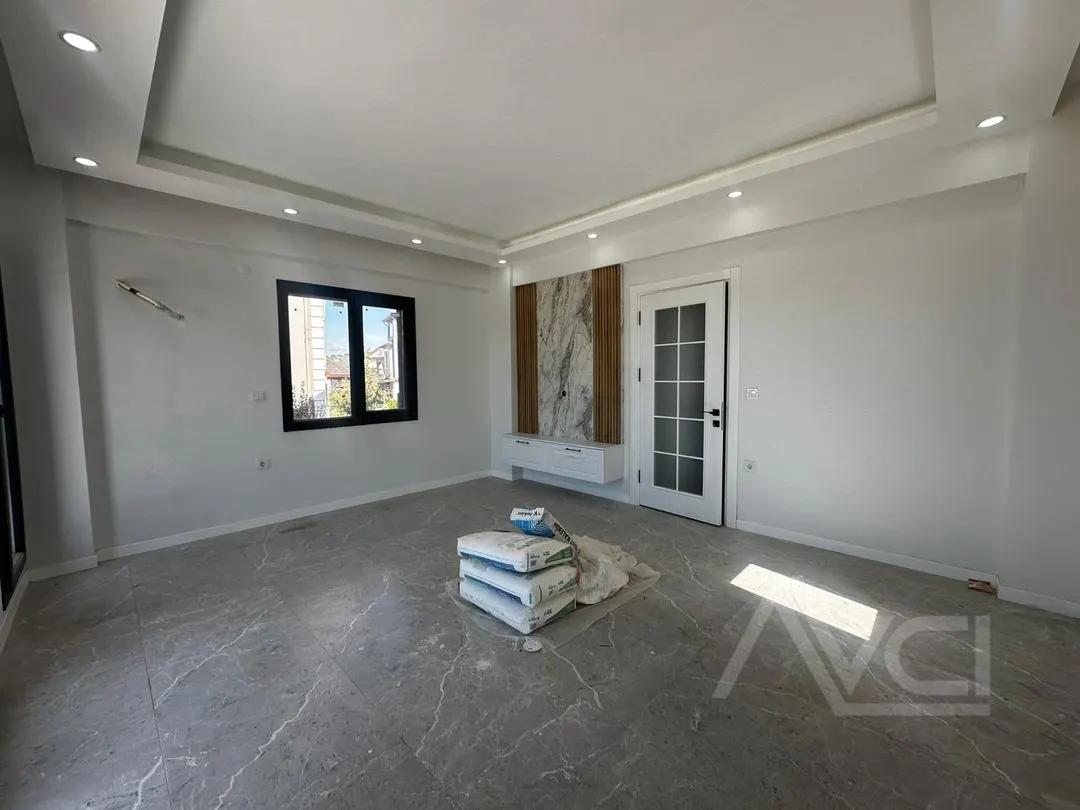 AVCI’DAN TAM MÜSTAKİL BAHÇEDEN DENİZ MANZARALI DENİZ250MT VİLLA