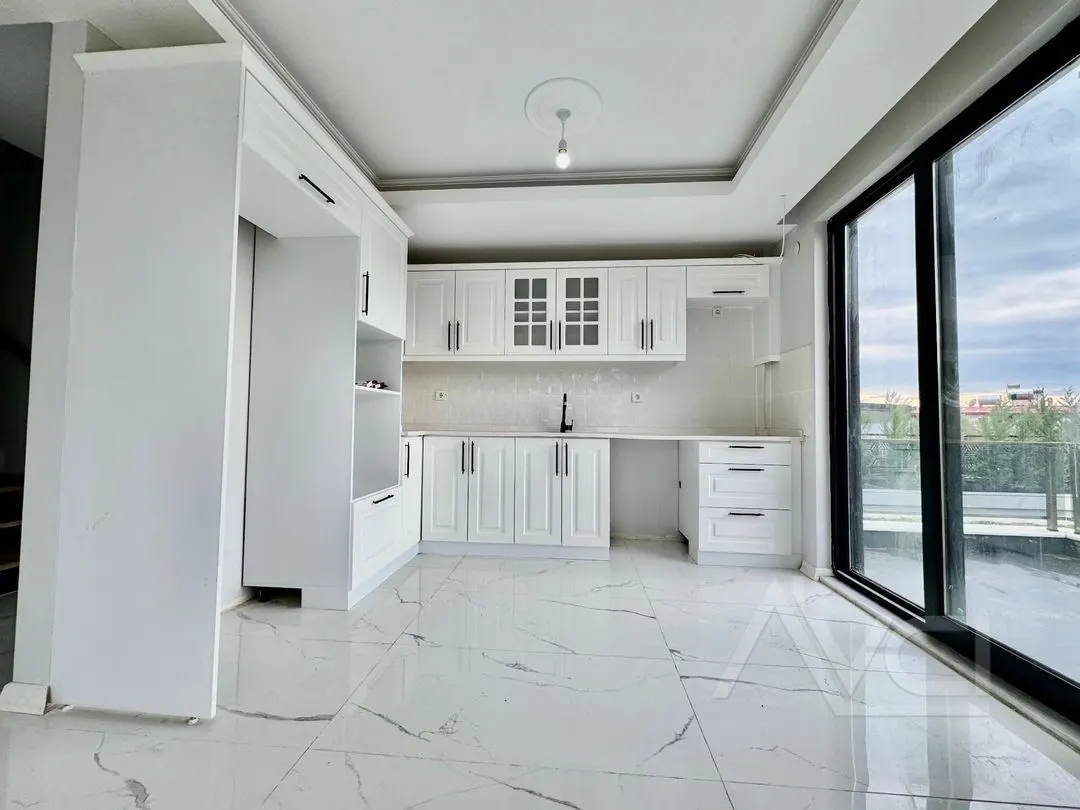 AVCI’DAN DENİZE 100MT DENİZ MANZARALI TAM MÜSTAKİL VİLLA