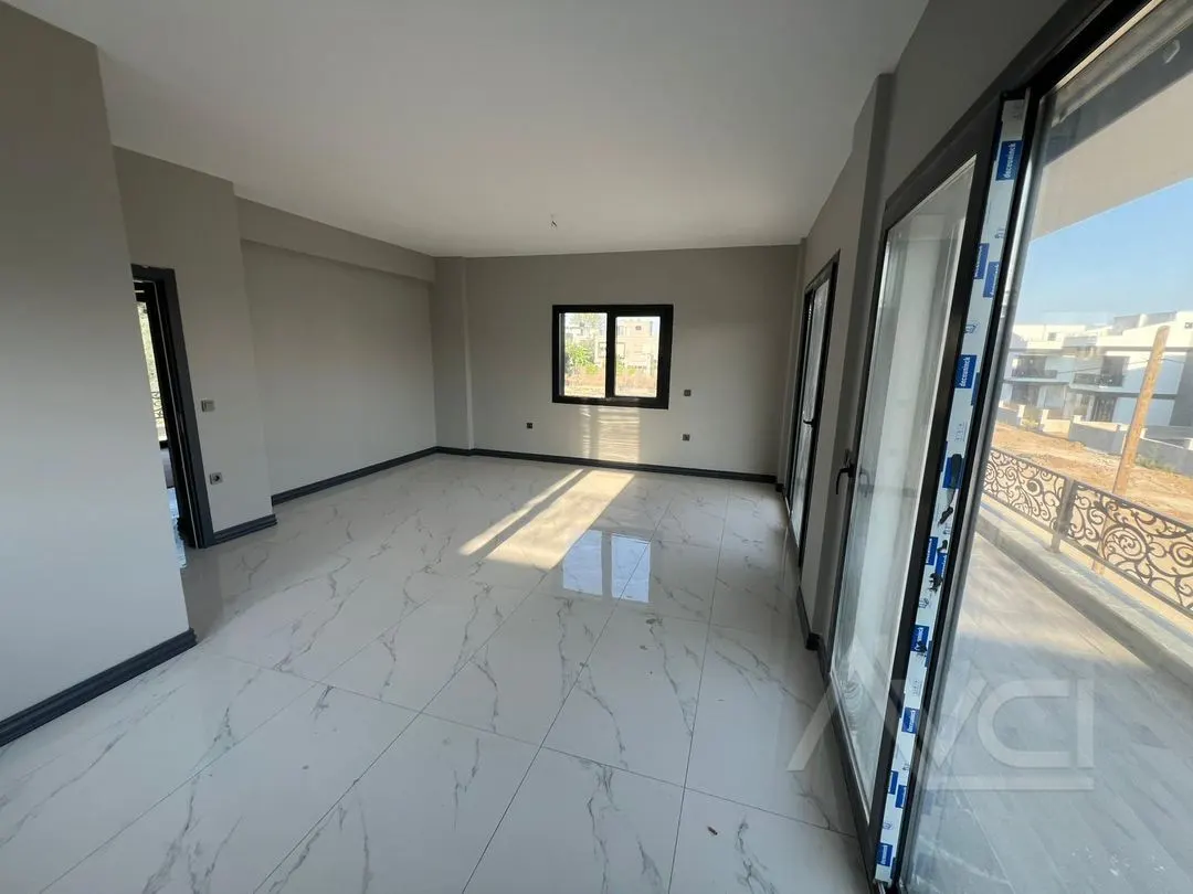 AVCI’DAN 300 M2 ARSA 4 TARAFI BAHÇE YÜRÜYÜŞ YOLU CEPHELİ TAM MÜSTAKİL
