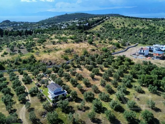 AVCI’DAN 900M2  4 VİLLALIK DENİZE 750 METRE MESAFEDE