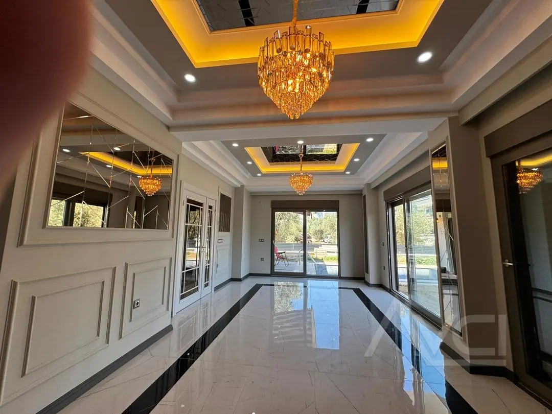 AVCI’DAN YOL ALTI 400 M2 ARSALI MÜSTAKİL HAVUZLU 6+1 VİLLA