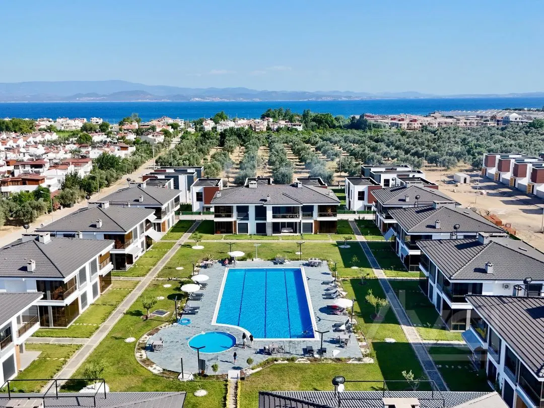 AVCI'DAN 10 DÖNÜMLÜK SİTE İÇİNDE 2+1 AYRI MUTFAK KONSEPT