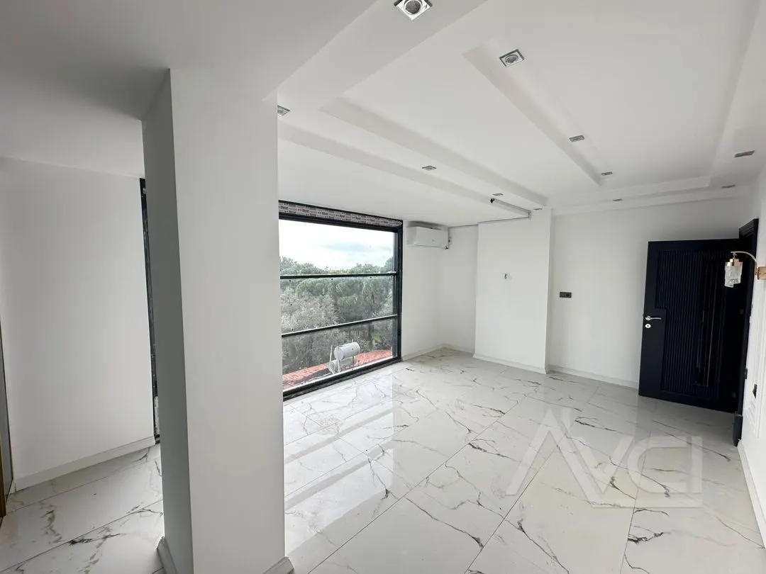 AVCI’DAN AVCILAR’DA DENİZE 50 MT DENİZ MANZARALI VİLLA