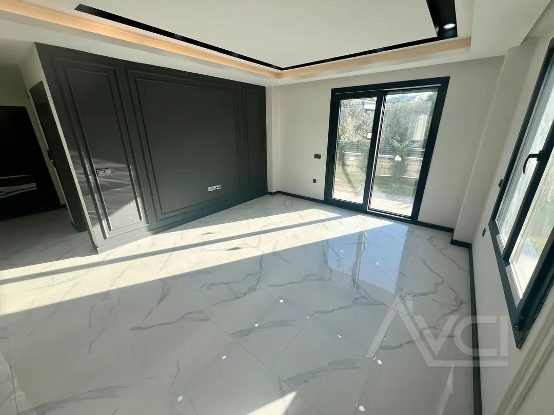AVCI’DAN HAVUZLU GİRİŞTE ODALI 4+1 LÜKS VİLLALAR