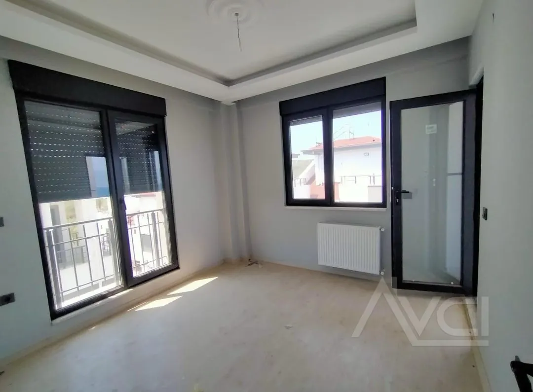 AVCI’DAN TAM MÜSTAKİL DENİZ MANZARALI 275M2 ARSALI VİLLA