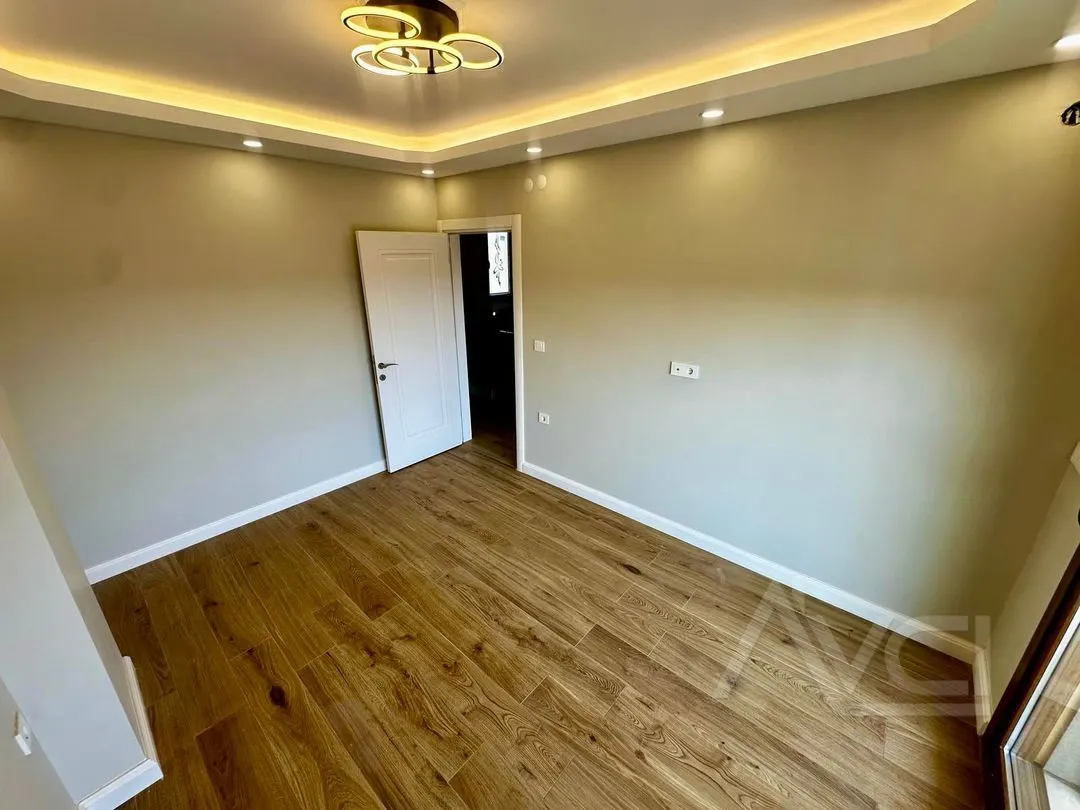 AVCI’DAN 5+1 MÜSTAKİL HAVUZLU DENİZ MANZARALI DENİZE 350 MT  VİLLA