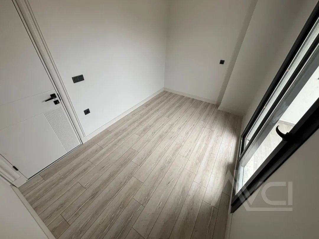 AVCI'DAN GÜRE'DE 2+1 BAHÇE KATI VE ÜST KAT LÜKS DAİRE