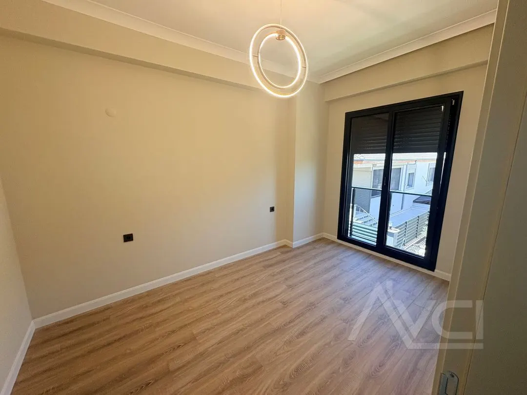 AVCI’DAN GÜRE OTELLER BÖLGESİNDE 4+1 OTOPARKLI BAHÇELİ TEK MÜSTAKİL VİLLA
