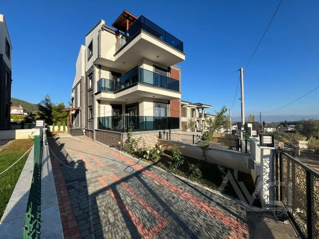 AVCI’DAN GÜRE’DE DENİZ MANZARALI ŞOK FİYAT SON KALAN VİLLA