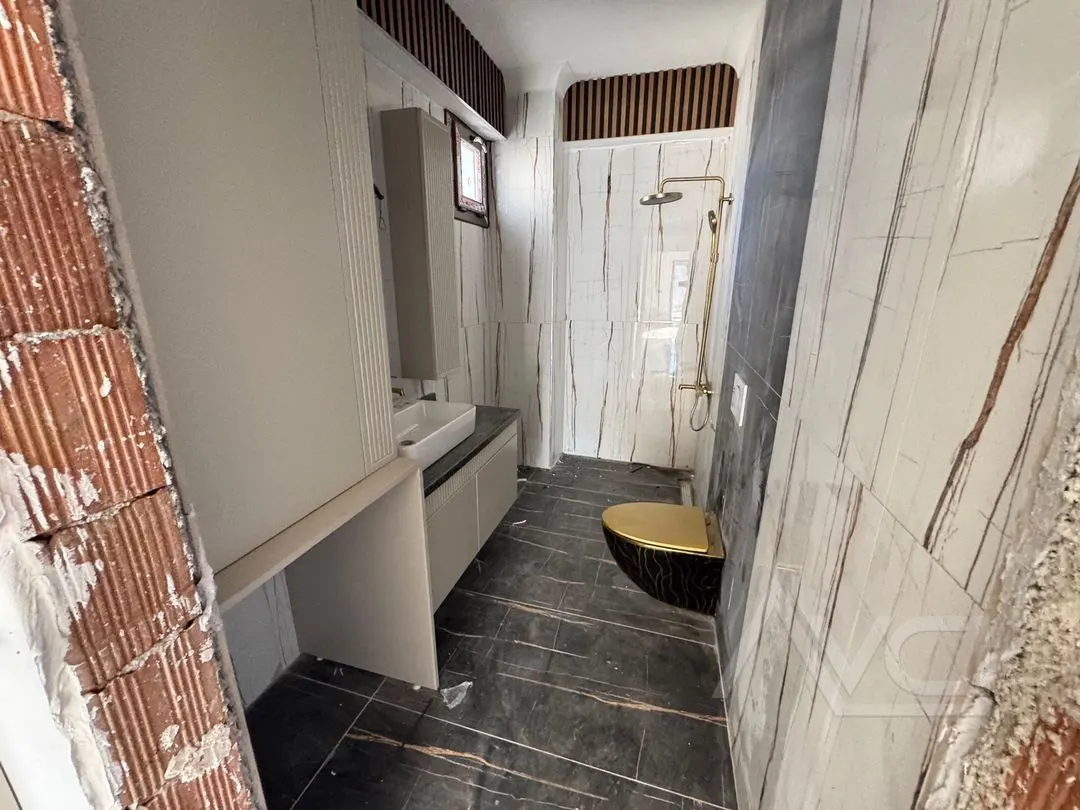 AVCI’DAN GÜRE-AKÇAY ARASI 600M2 ARSA MÜSTAKİL HAVUZLU LÜKS VİLLA