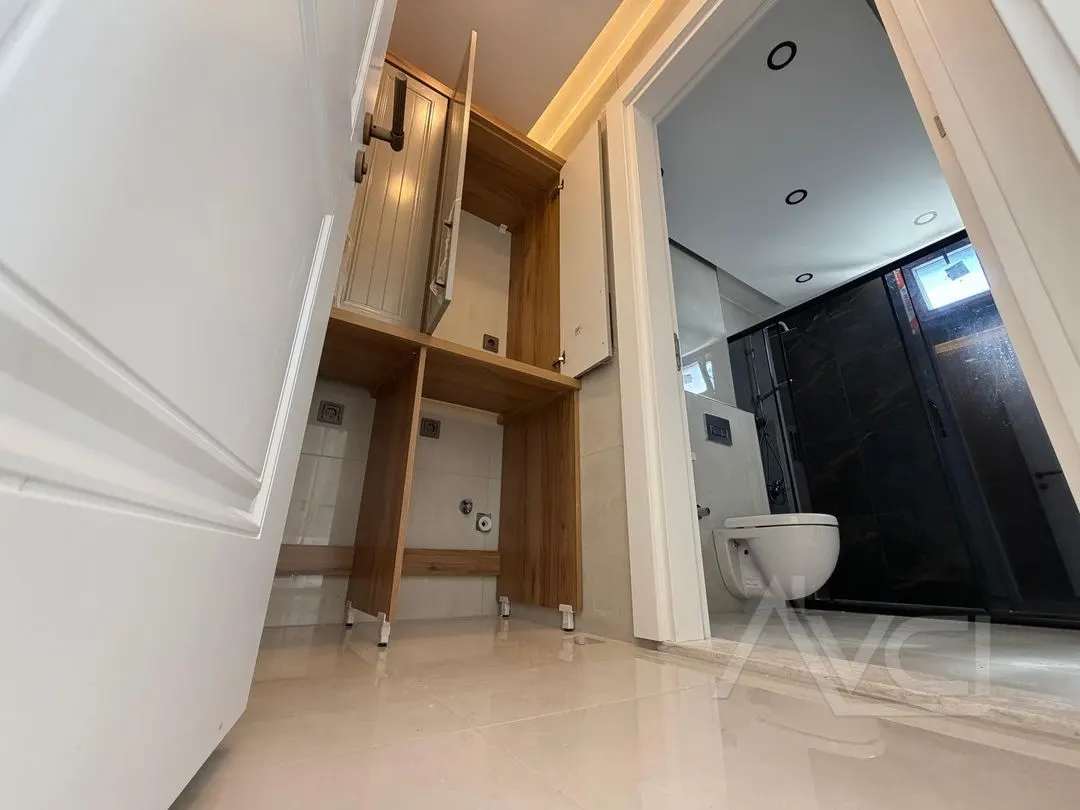 AVCI’DAN GİRİŞTE ODALI TAM MÜSTAKİL HAVUZLU 4+1 VİLLA