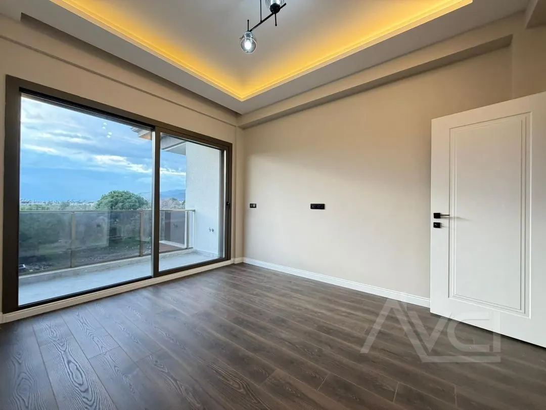 AVCI’DAN FENER’DE 400M2 ARSA GİRİŞ ODALI MÜSTAKİL HAVUZLU VİLLA