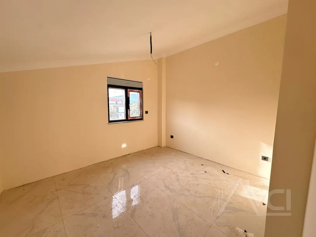 AVCI’DAN GÜRE’DE 3+1 TERASLI ORTAK HAVUZLU İKİZ VİLLA