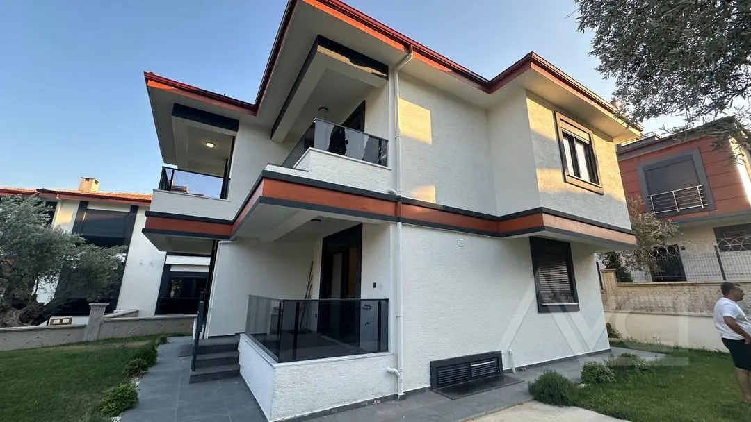 GÜREDE TAM MÜSTAKİL 350M2 ARSALI 7+1 VİLLA