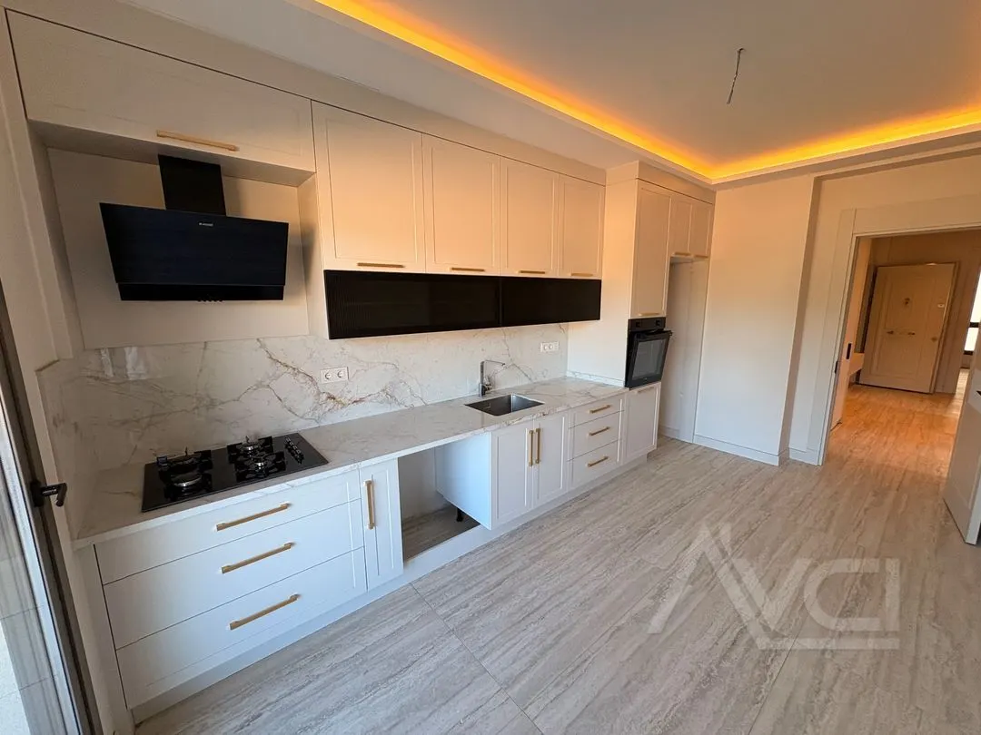 AVCI’DAN GÜRE OTELLER BÖLGESİNDE 2+1 LÜKS DAİRE