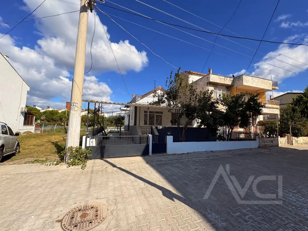 AVCI’DAN BURHANİYE İSKELE’DE DENİZE 20MT MÜSTAKİL EV