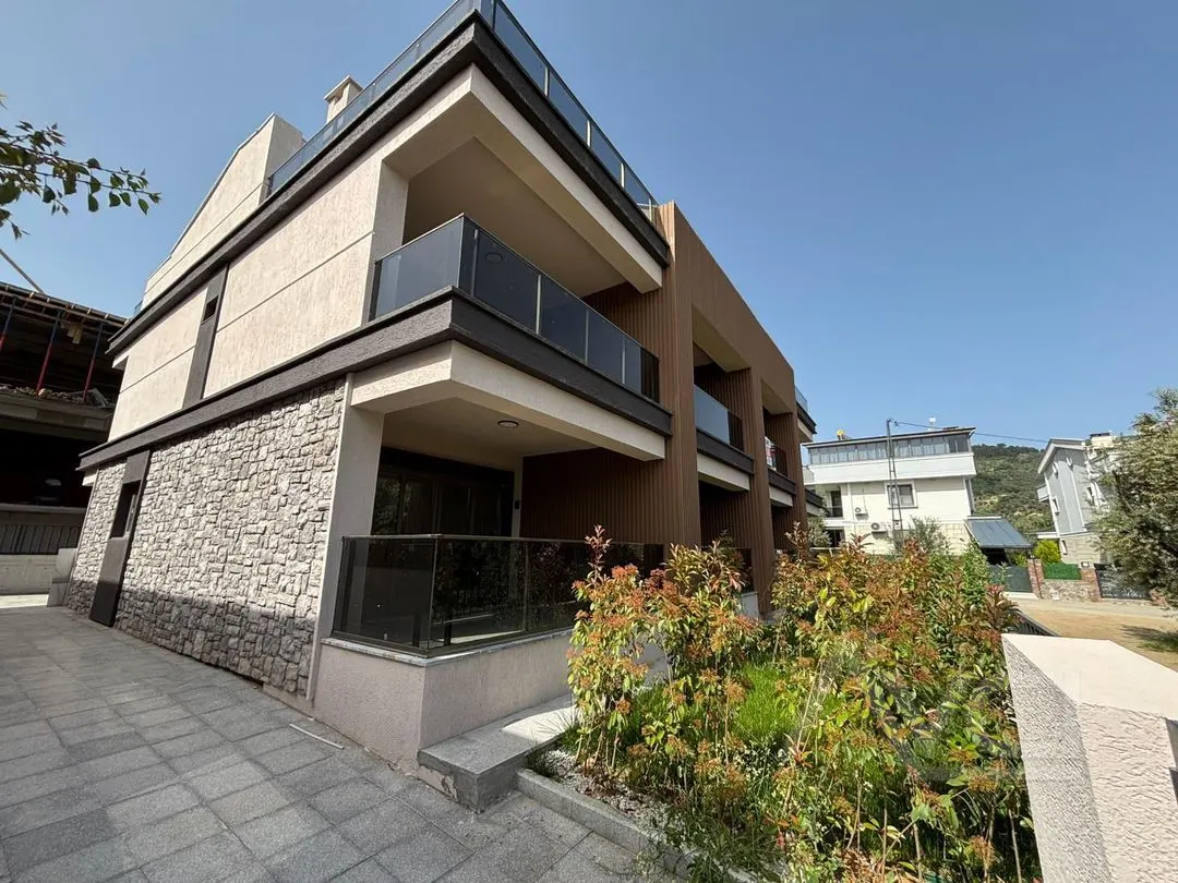 AVCI’DAN ALTINOLUK’TA DAİRE FİYATINA 3+1 VİLLA