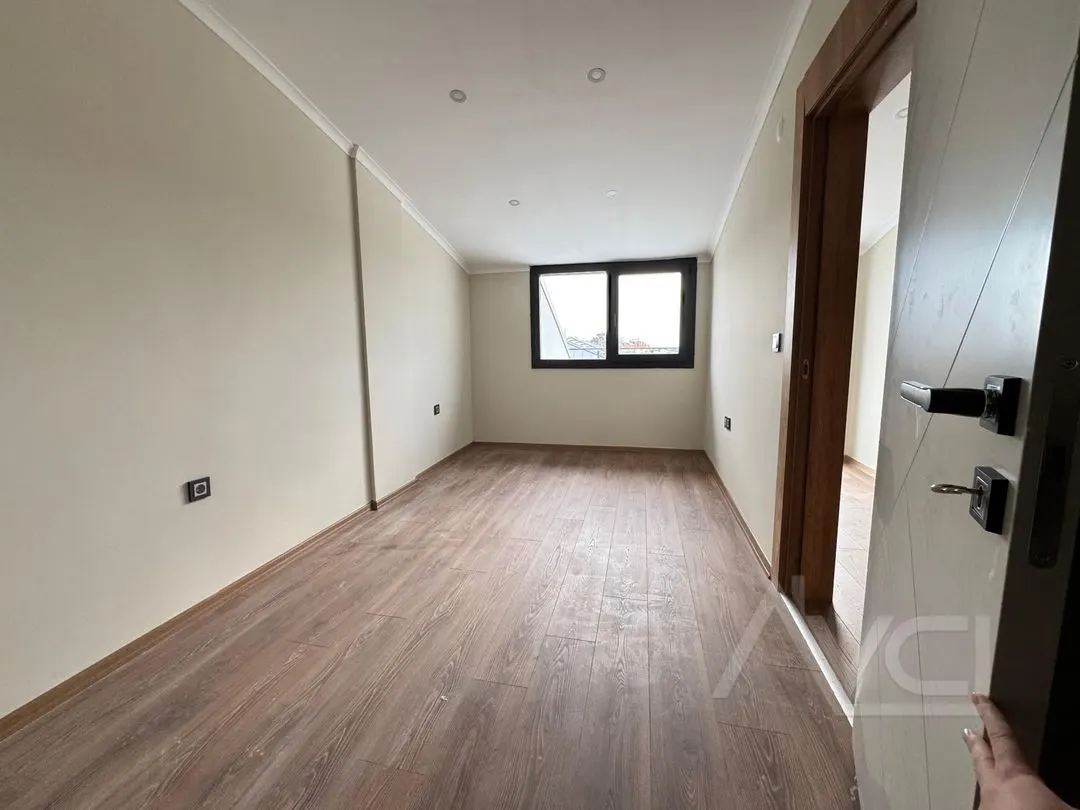 AVCI'DAN NARLI'DA DENİZE 150MT 3+1 SIFIR 'KÖŞE' DUBLEKS HAVUZLU