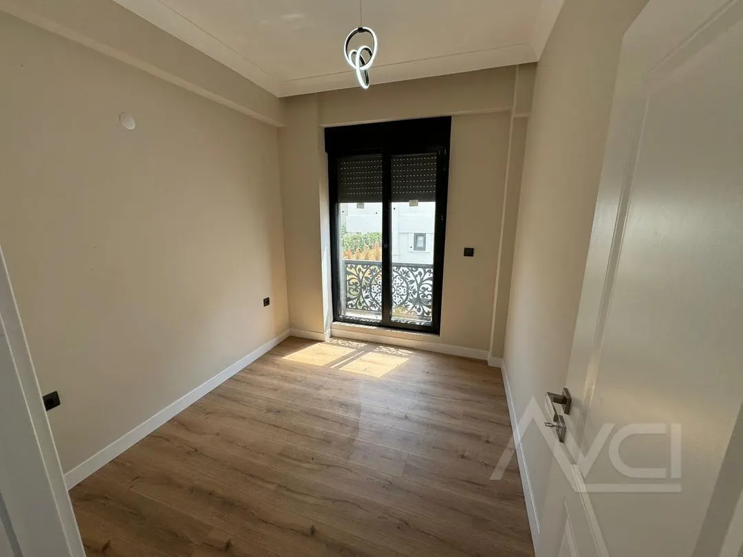 AVCI’DAN 300M2 ARSA İÇİNDE GİRİŞTE ODALI BAĞIMSIZ MÜSTAKİL VİLLA