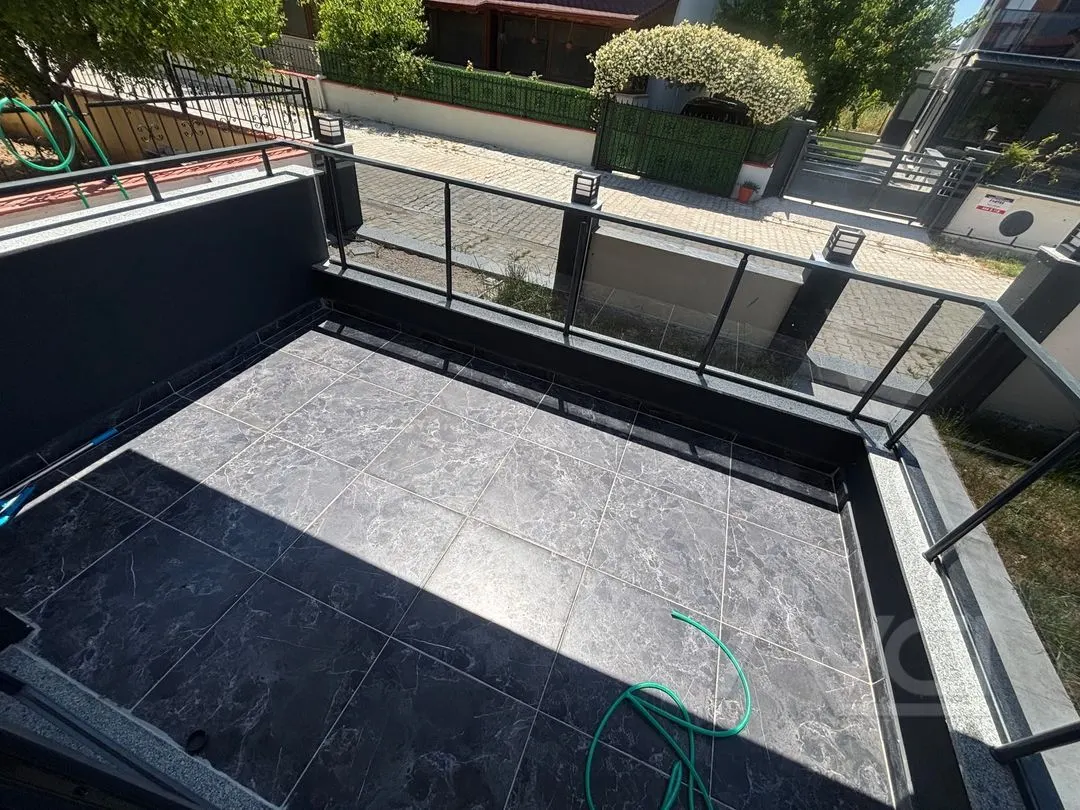 AVCI’DAN ÖREN’DE MÜTHİŞ LOKASYONDA 3+1 VİLLA