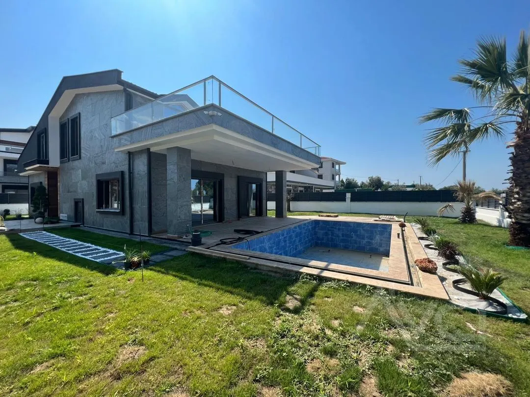 AVCI’DAN 660M2 ARSALI MÜSTAKİL HAVUZLU DENİZ MANZ VİLLA