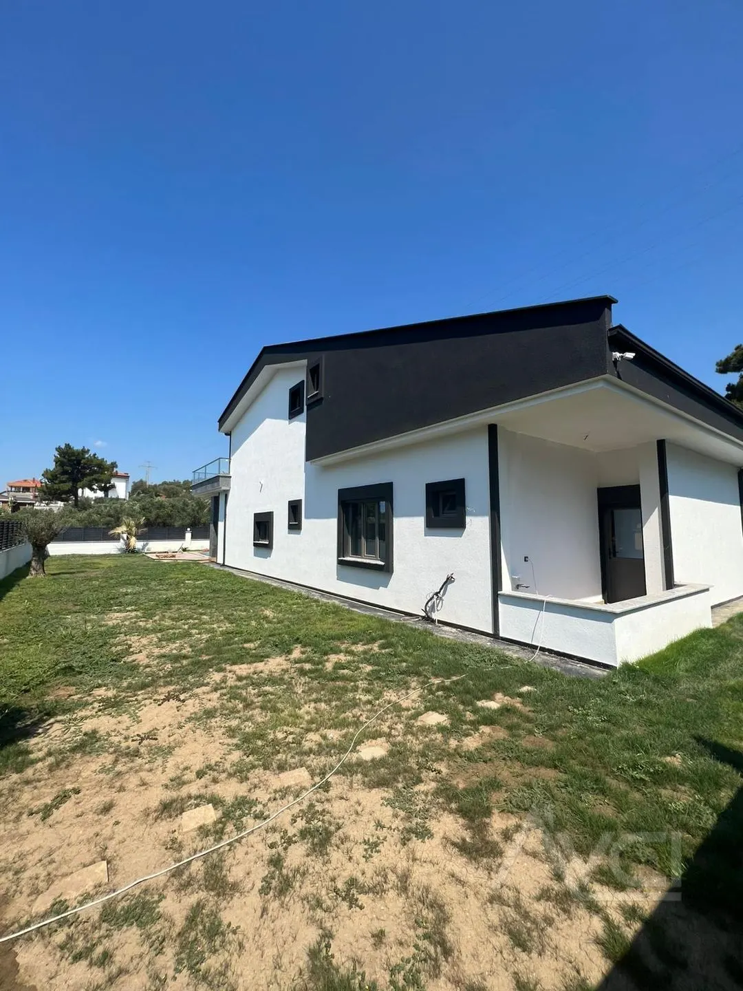AVCI’DAN 660M2 ARSALI MÜSTAKİL HAVUZLU DENİZ MANZ VİLLA