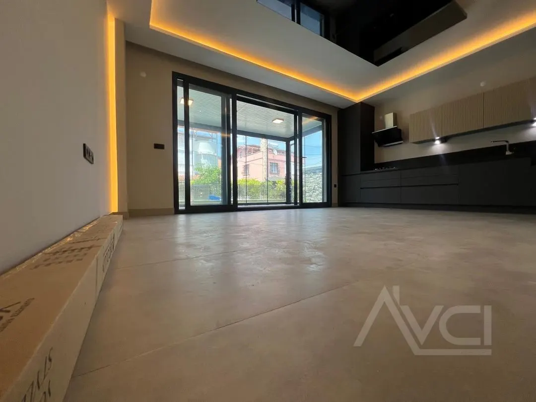 AVCI’DAN NARLI ALTINDA DENİZE 50MT LÜKS TAM MÜSTAKİL VİLLA